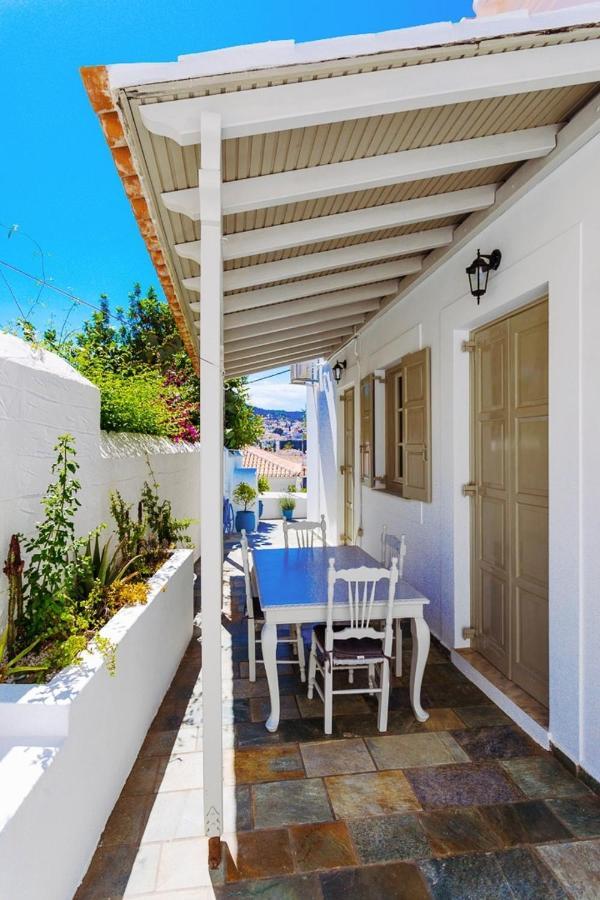 Villa Aria House Spétses Exterior foto
